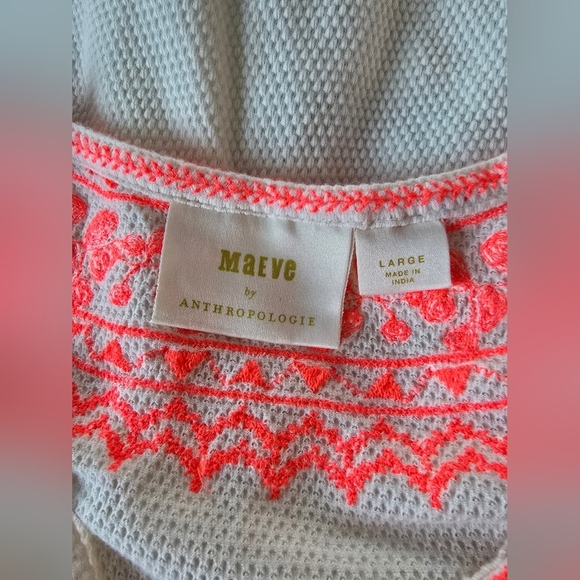 Maeve By Anthropologie Embroidered Cream and Pink Women's Top - Picture 13 of 13